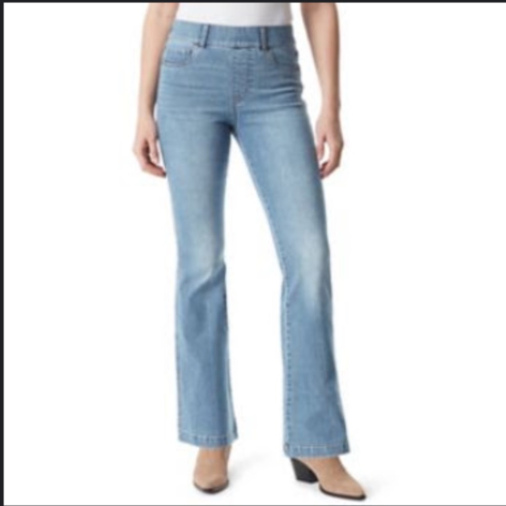 Gloria Vanderbilt Pull-on High Rise Flare